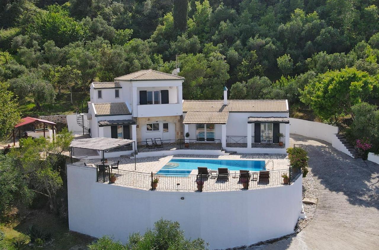 Villa Boukari Chlomos Extérieur photo